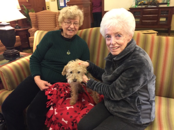 Pet Visits at Lilydale Senior Living